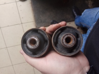 Замена сайлентблоков Nissan Juke  в Жуковском